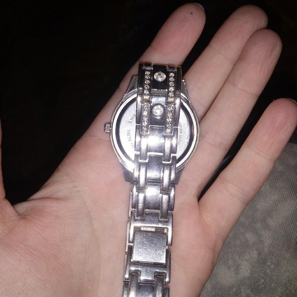 J movt watch